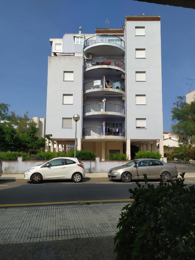 Apartamento En Roses, A 2 Minutos A Pie De Playa Dış mekan fotoğraf